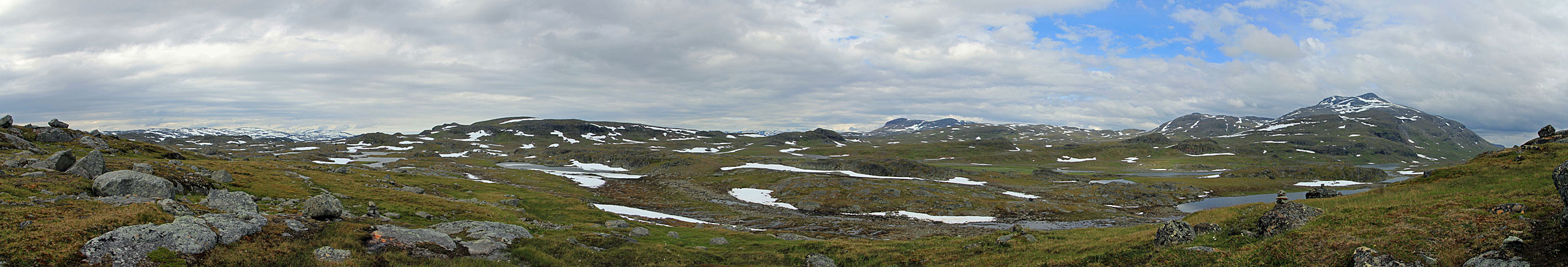 Kärpel und Sälka-Bergkette 