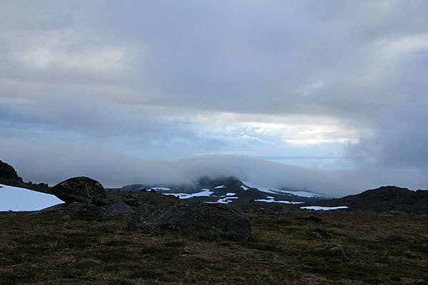 Wolken ziehen am Kärpel vorbei