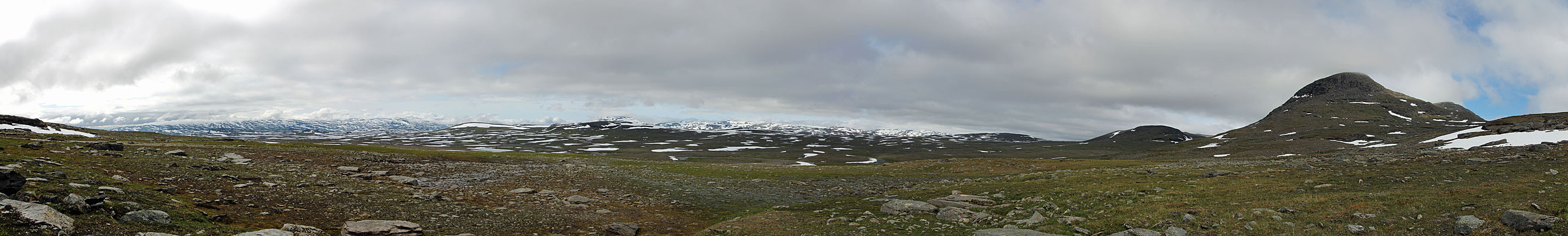 Blick über die Hochebene Luohttiláhku
