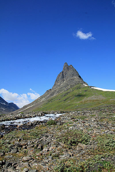 Nállu