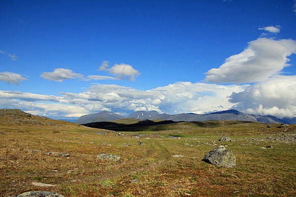 Höhenzug am Várddut