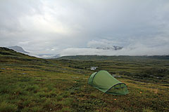 Zeltplatz oberhalb des Viejejåhkå