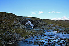 Flussquerung am Råvejávrre