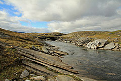 Seeabfluss des Råvejávrre