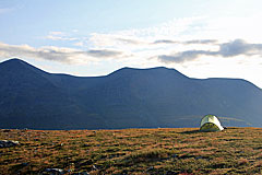 Zeltplatz hoch über den Darrávrre