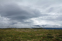 Wolken ziehen durchs das Rostadalen