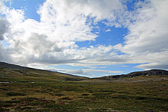 Blauer Himmel zeigt sich im Süden