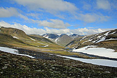 Abstieg im Geargevággi