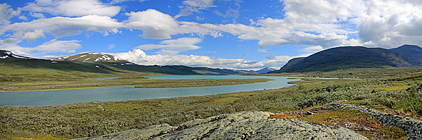 Mündung des Aliseatnu in den Alisjávri